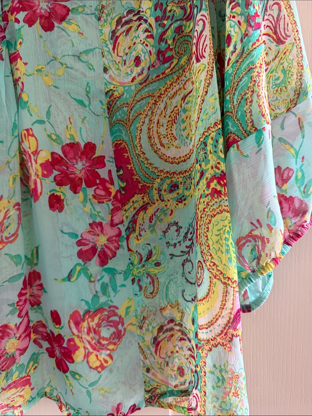 fig and flower Sheer Paisley Floral V-Neck Blouse in Aqua & Pink - Picture 4 of 6